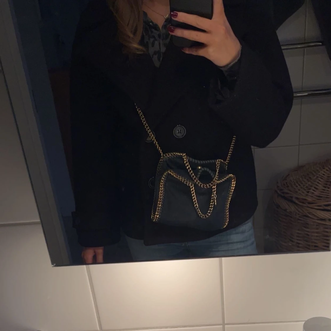 Grön Stella McCartney med guldkedja