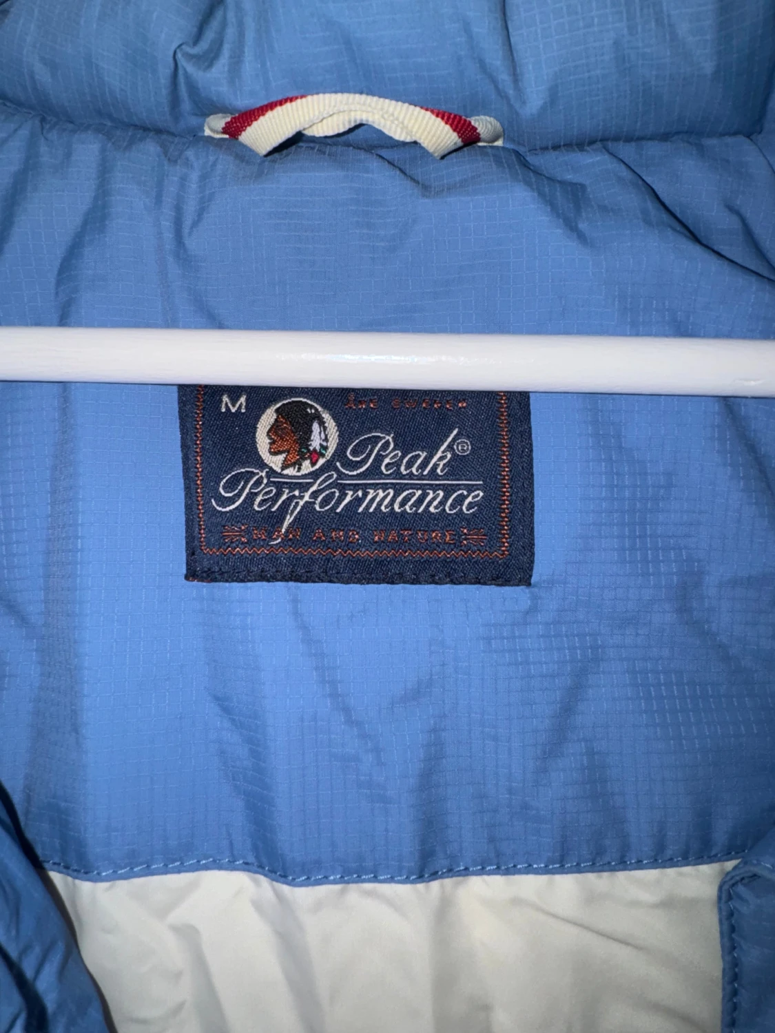 Blå dunväst Peak Performance  - 1