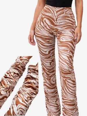 Comfy Stretch Trousers | Thin & Soft | Never Worn – Only Tried On | Size S - 🌟 Never worn – only tried on! In like-new condition, ready to be styled. 👖 Lightweight, thin & super comfortable – Perfect for everyday wear, travel, or layering. 🙌 Stretchy & non-see-through – Made of quality fabric that offers both comfort and coverage. 🌈 Versatile & easy to style – Works with sneakers, boots, or sandals – great for casual or smart-casual looks. ⚡ Quick sale welcome – Open to offers, can ship fast! 📍 Size: S – True to size with a relaxed, comfortable fit. 