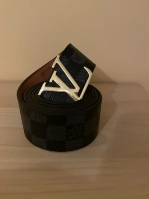 Svart bälte  - Passar mig inte 