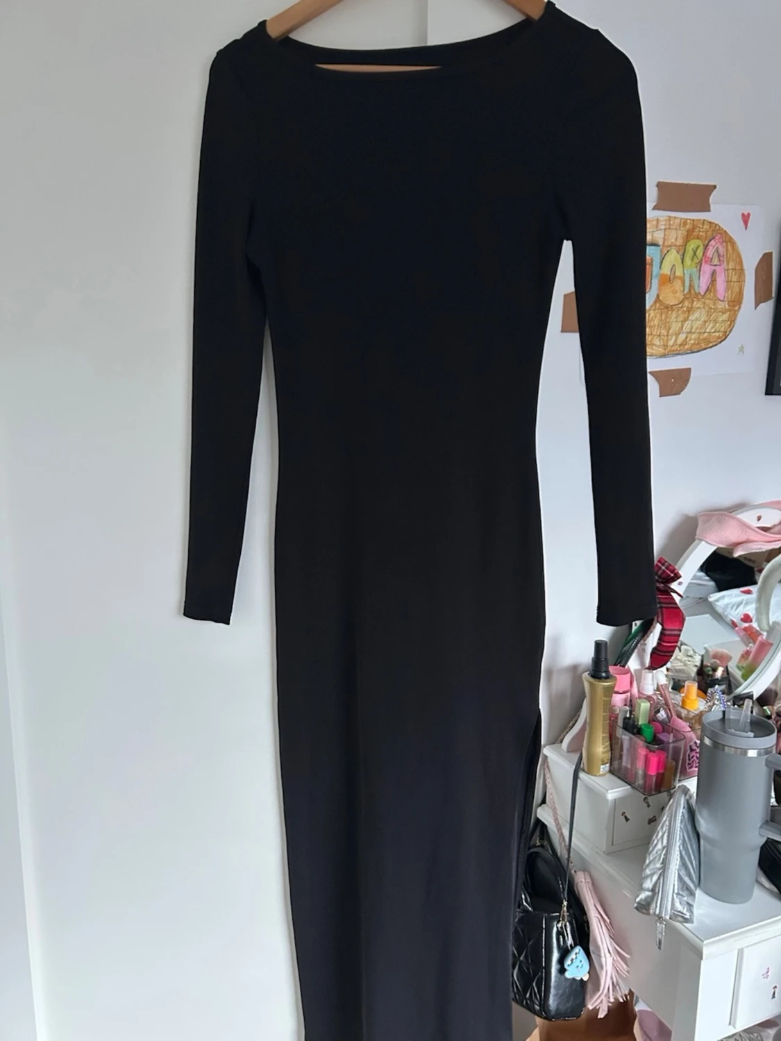 Svart långärmad långklänning - 1