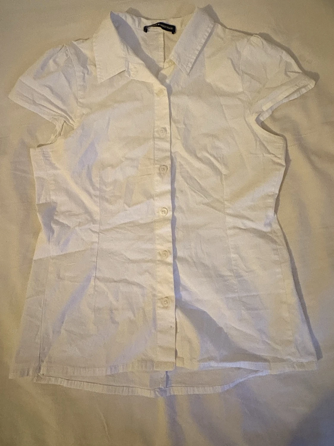 Vitt figursydd kortärmad skjorta från brandy Melville 