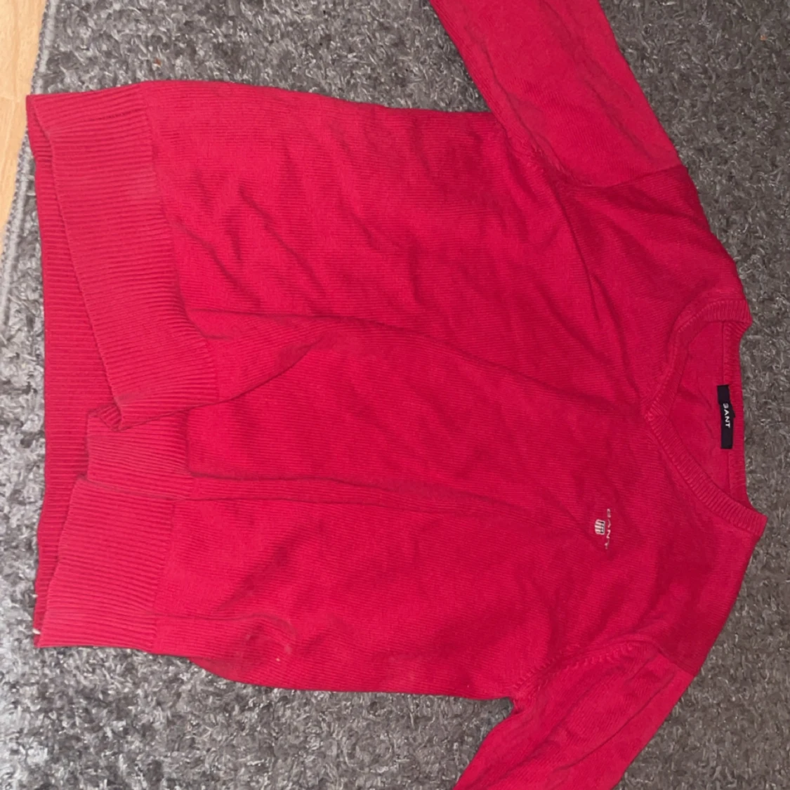 Röd stickad tröja från GANT