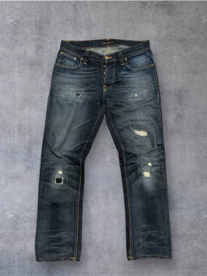 Nudie jeans  - Säljer nu min sinnessjukt snygga nudie grim tims i en riktigt sällsynt modell. Säljer då jag tyvärr tröttnat på dom. Obs dom är nersydda så är mer som 30 i längd, pris kan diskuteras 😊