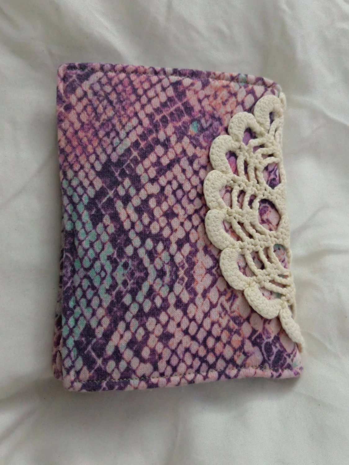 Handgjord anteckningsbok med virkat omslag - 2