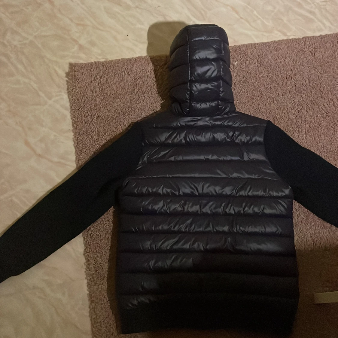 Svart pufferjacka från Maggiore - 2