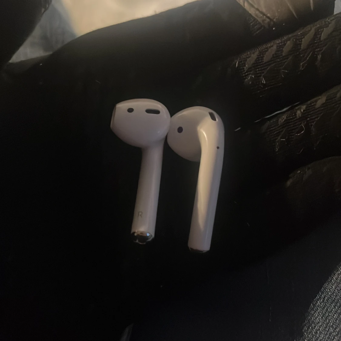 AirPods  - 3