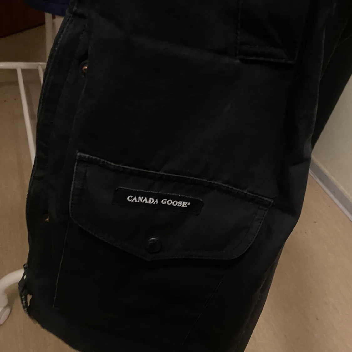 Svart dunjacka från Canada Goose M - 4