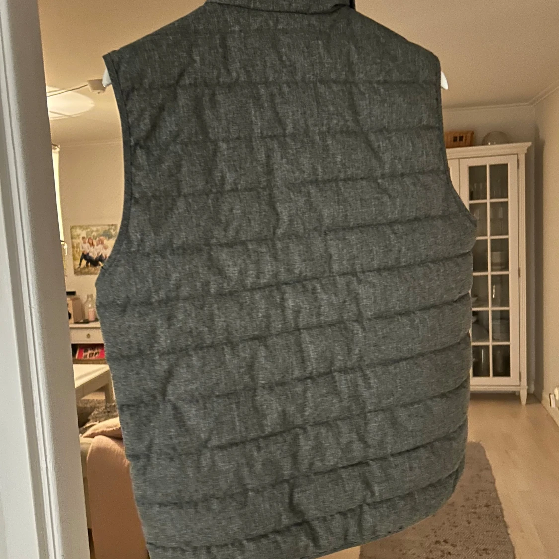 Grå quiltad väst - 1