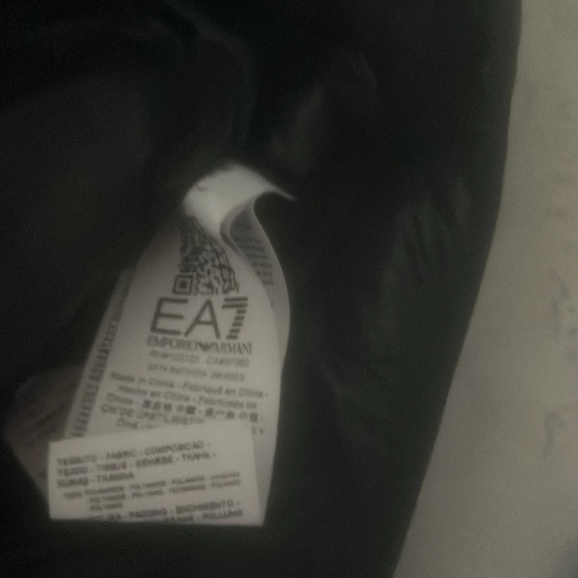 Svart dunväst från EA7 Emporio Armani - 1