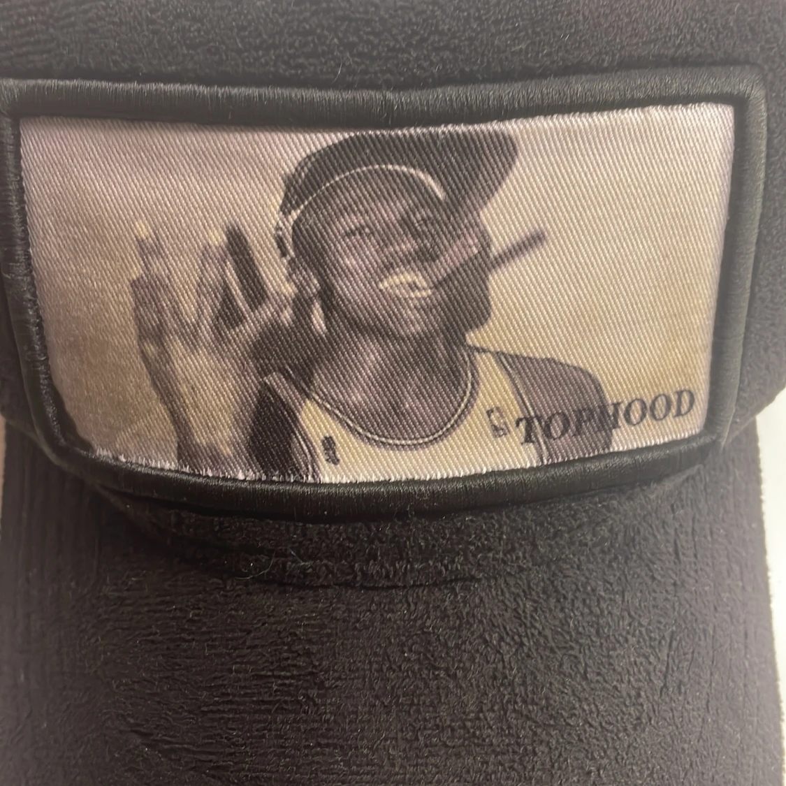 Svart keps från Tophood med mesh - 1