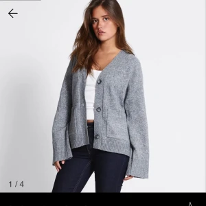 Cardigan ifrån lager 157 - Helt oanvänd cardigan i färgen grå ifrån laget 157,,, jättefin