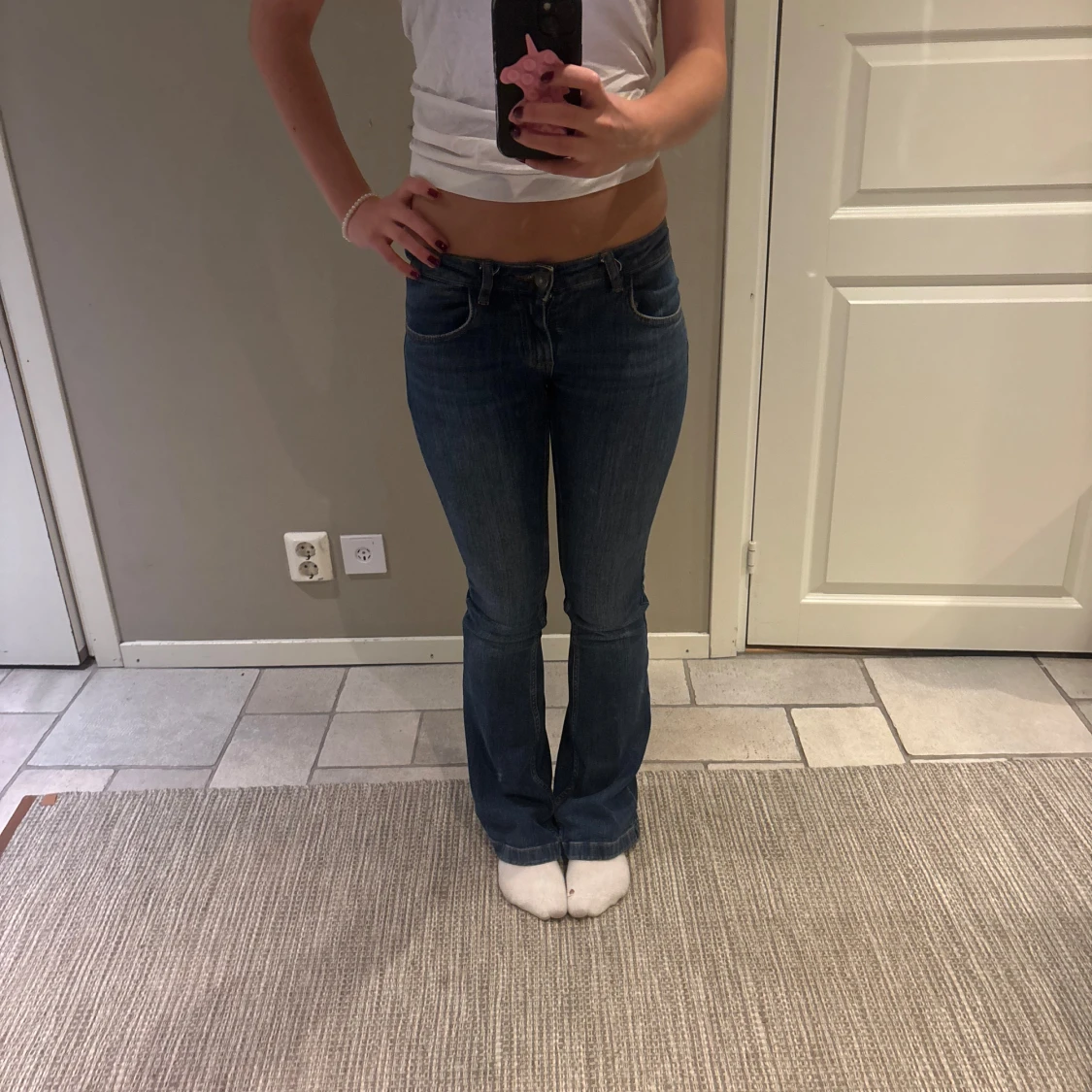 Subdued jeans - 1