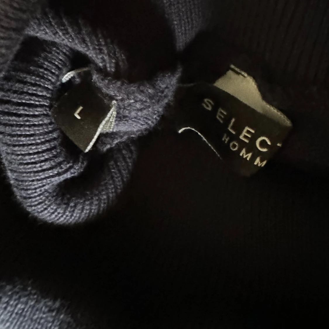 Mörkblå polotröja från SELECTED HOMME - 3