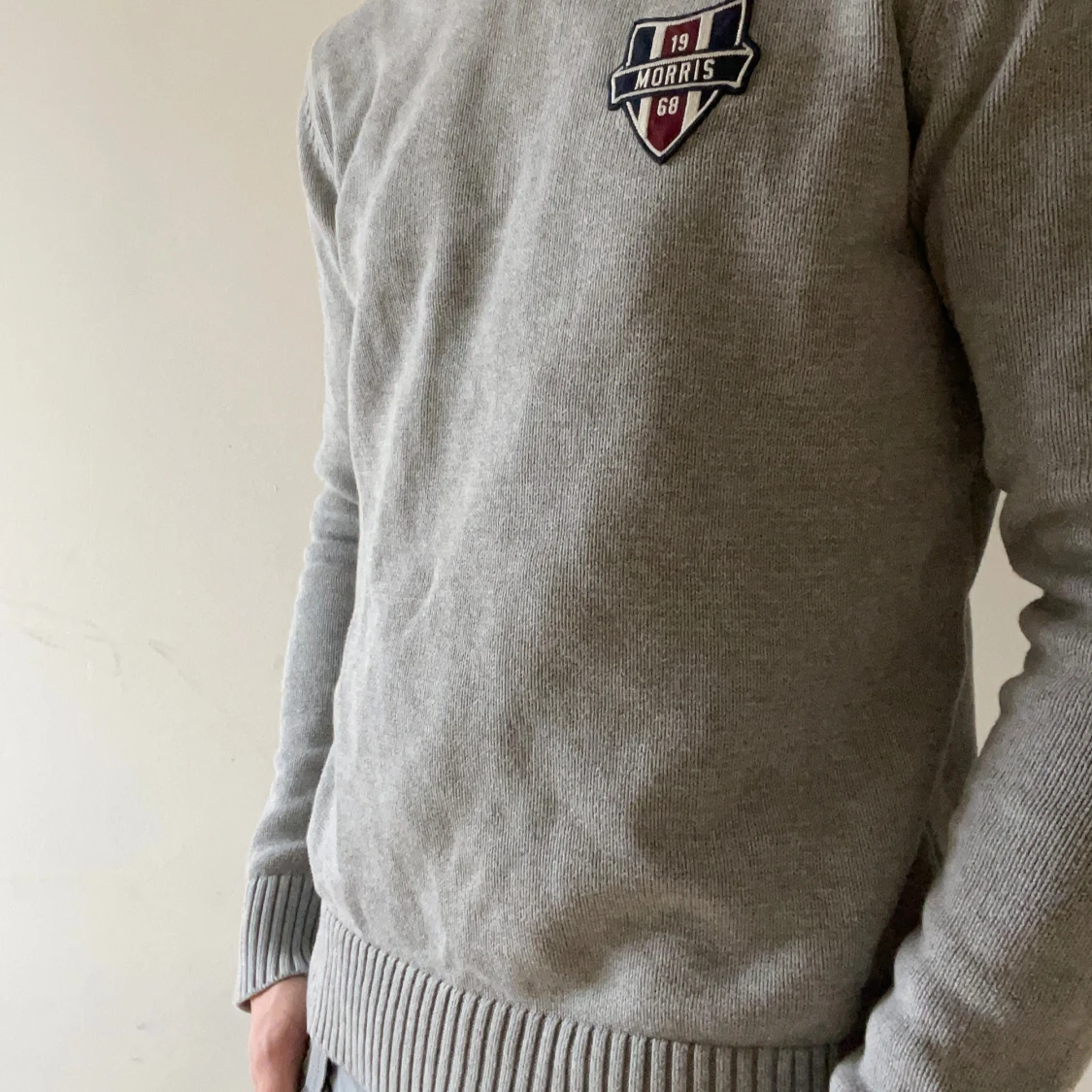 Grå stickad tröja från Morris - 1