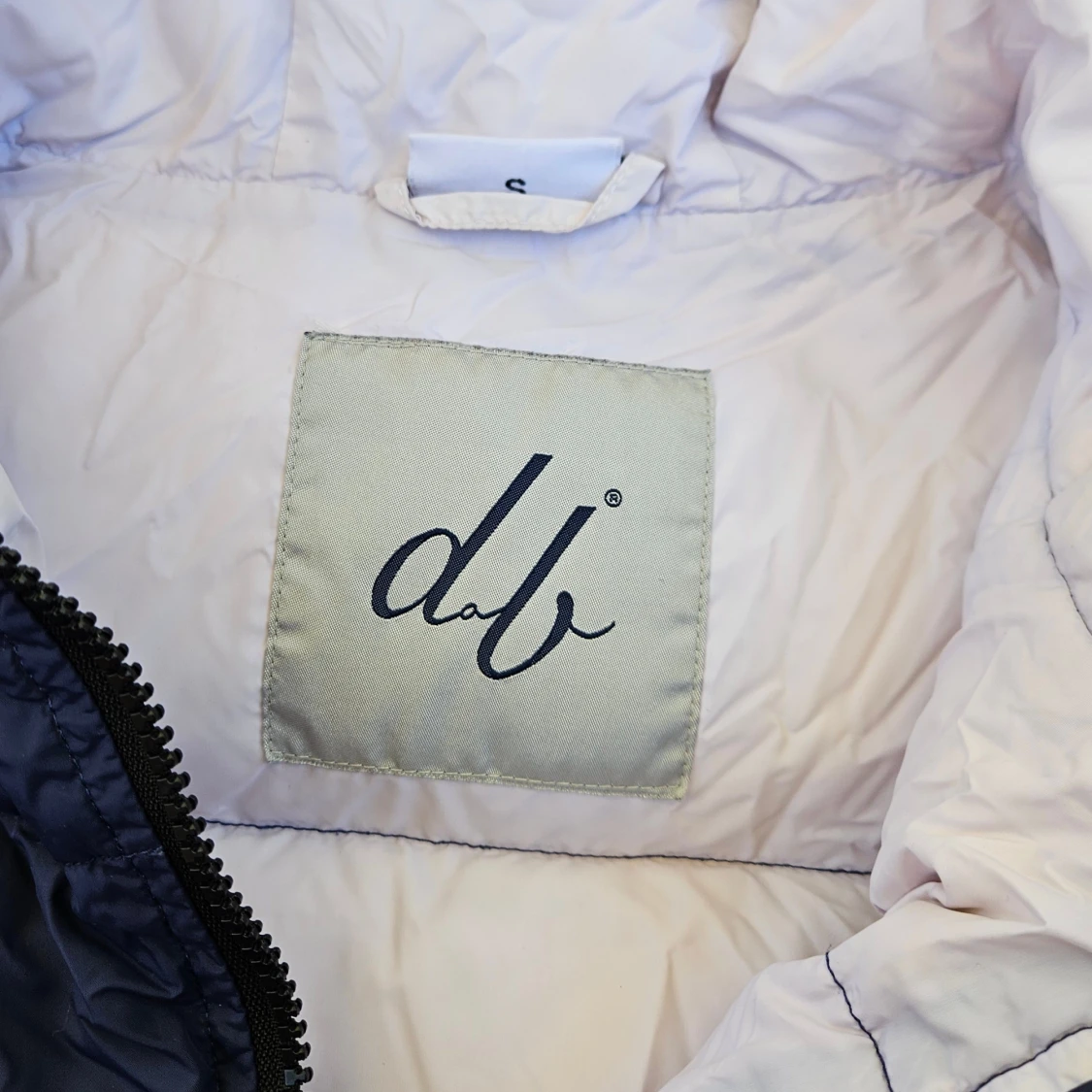 Dbrand jacka - äkta dun - 3