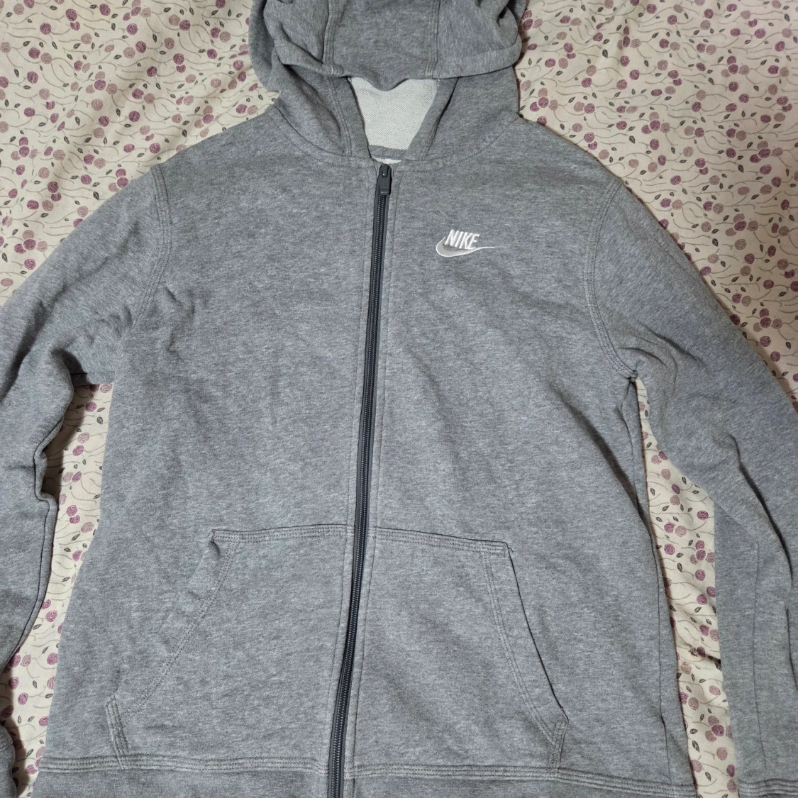 Nike grå kofta 