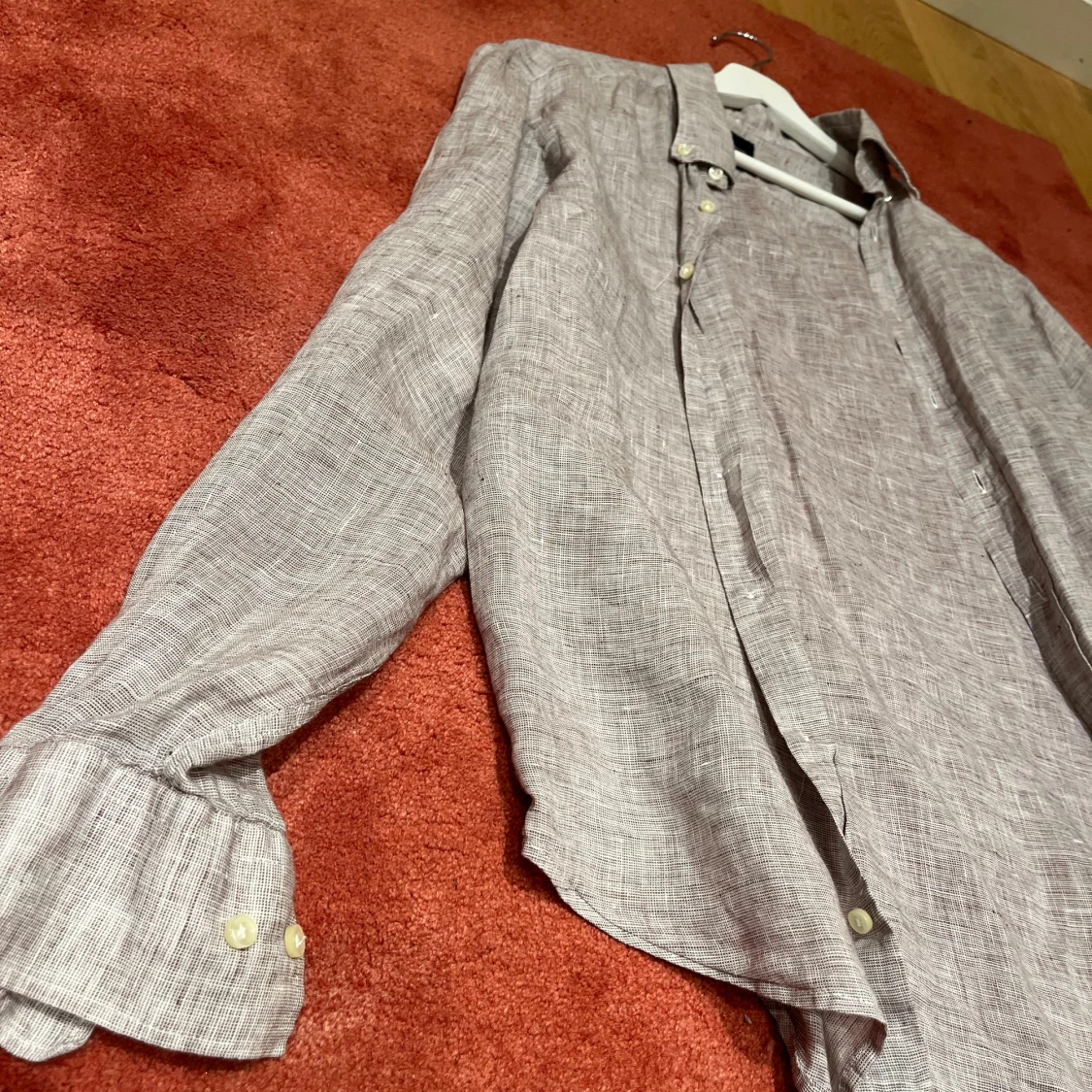 Grå linneskjorta från H & Jacob - 1