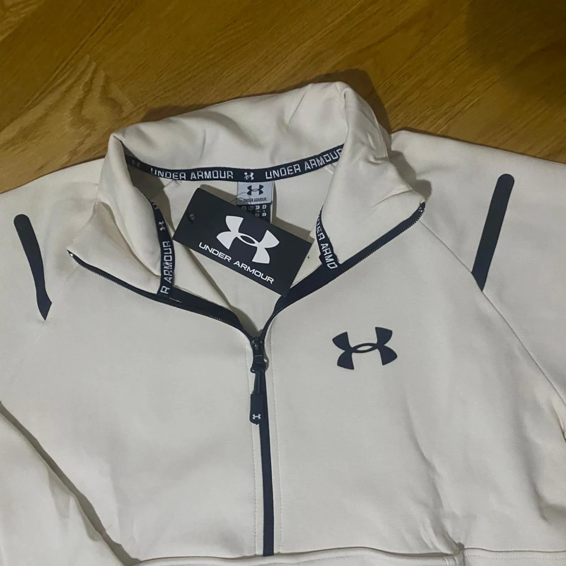 Vit half zip hoodie från Under Armour - 2
