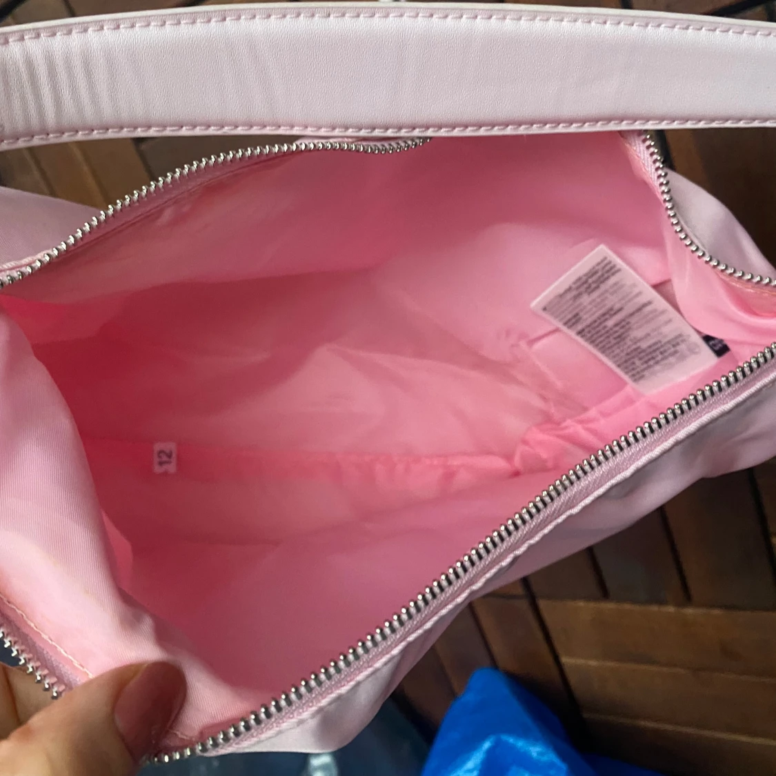 OANVÄND ä axelväska med kedja - 3