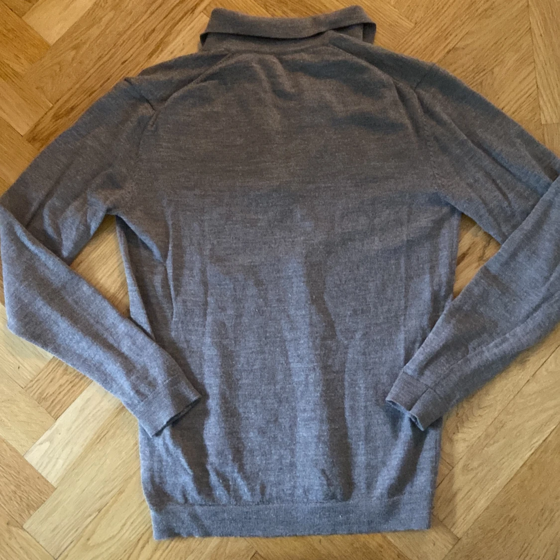 A Day's March stickad tröja - 2