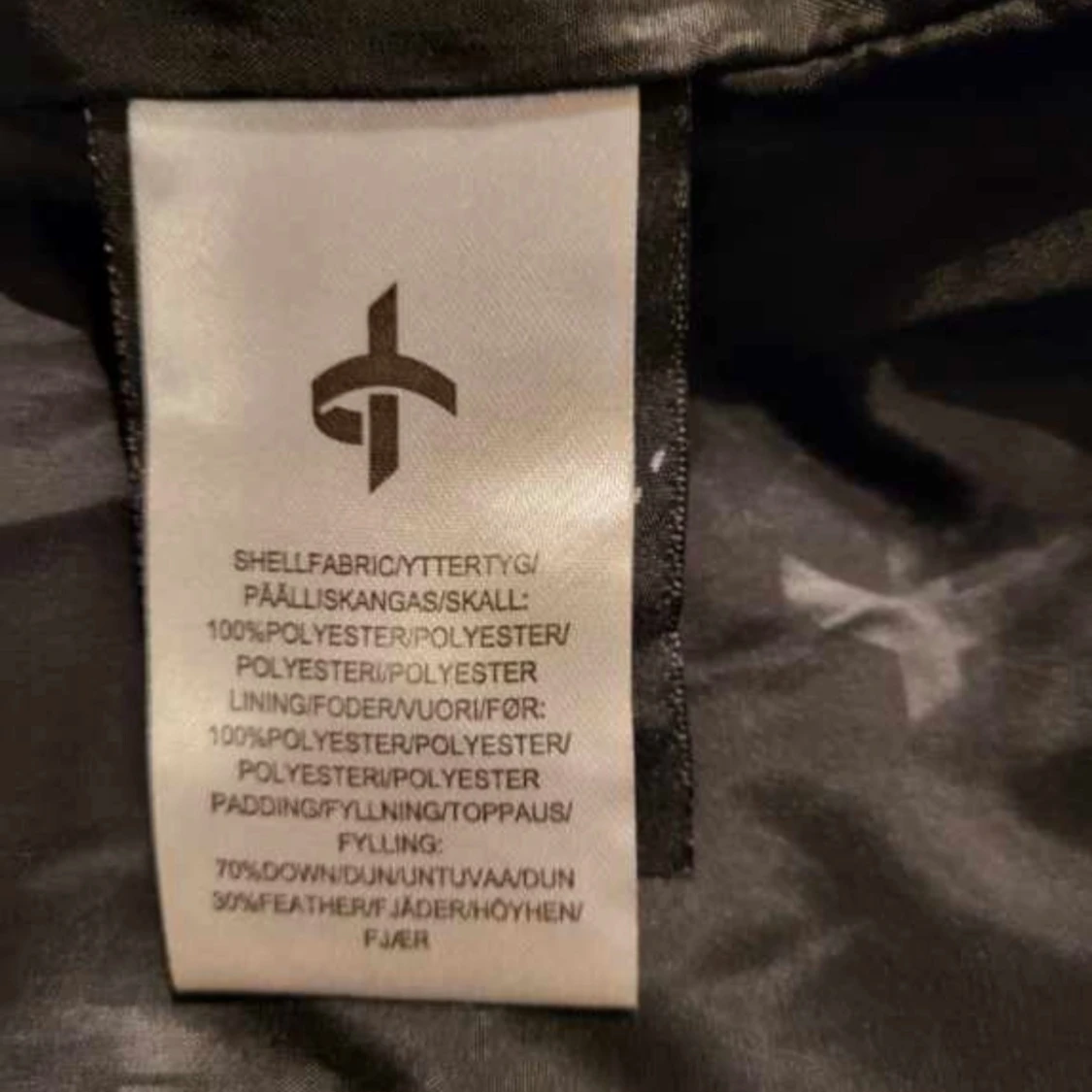 Svart dunjacka från Cross Sportswear - 3