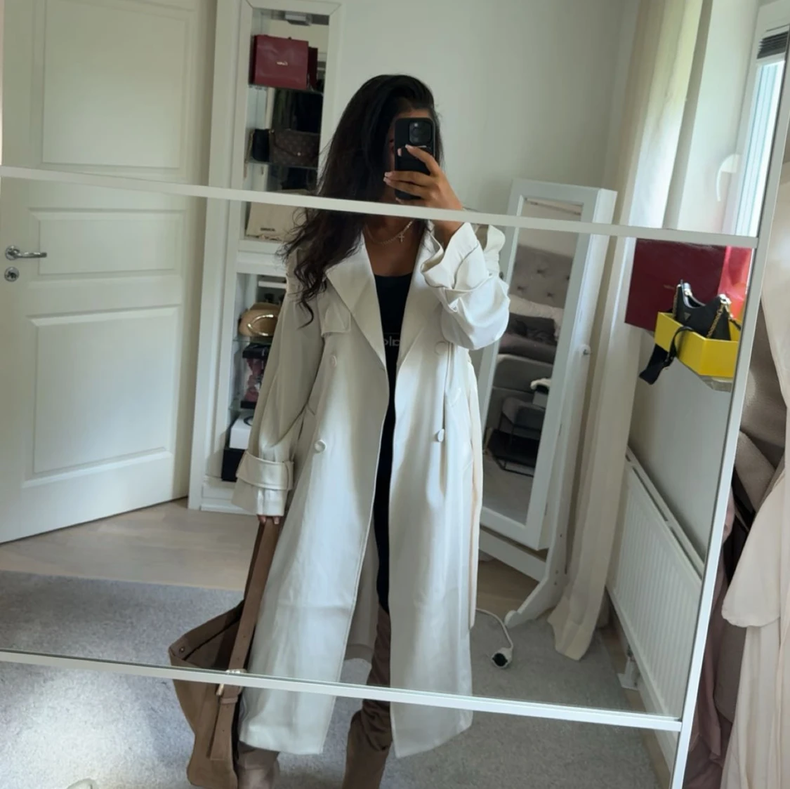 Beige trenchcoat från H&M - 1