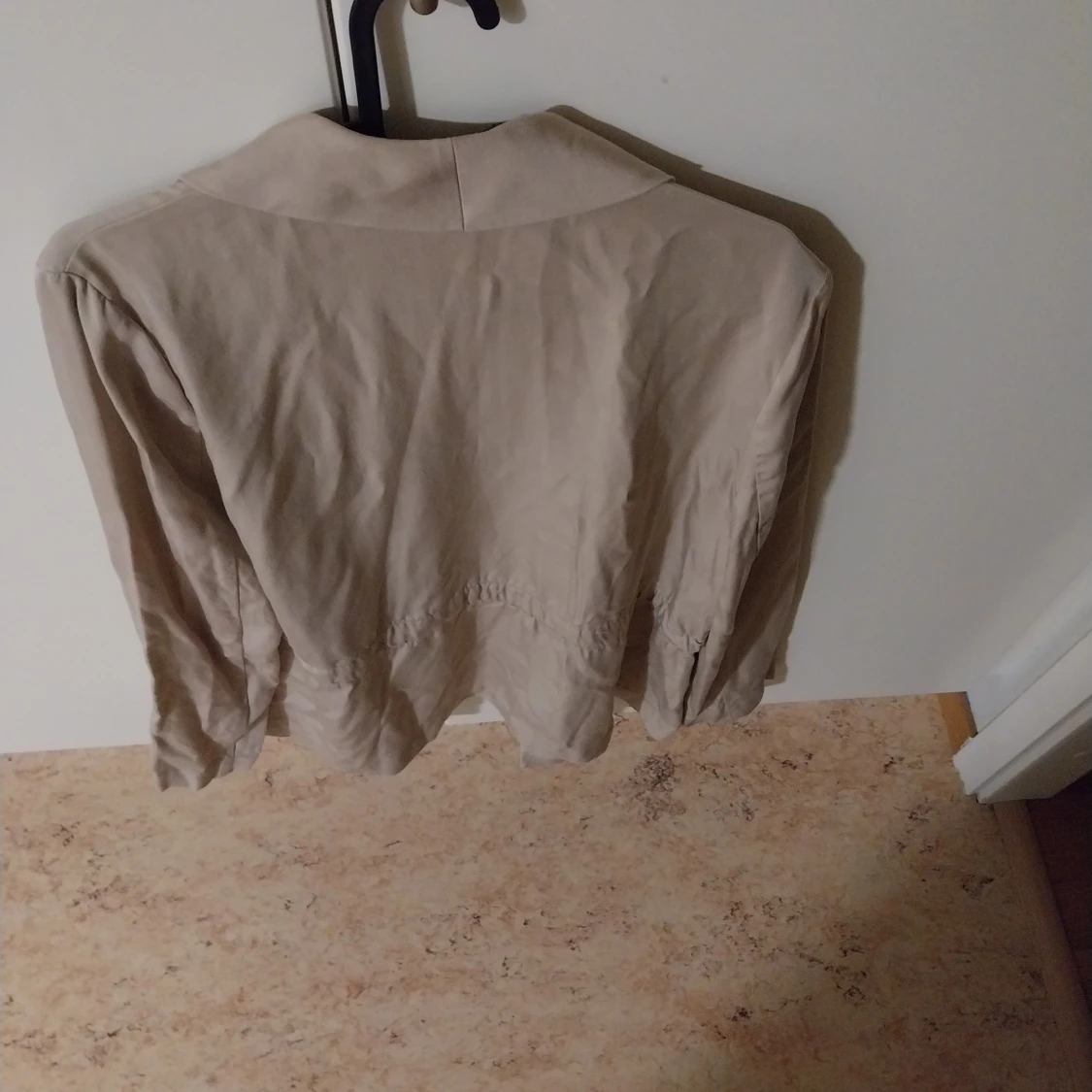 Beige kavaj från H&M, strl 40 - 1