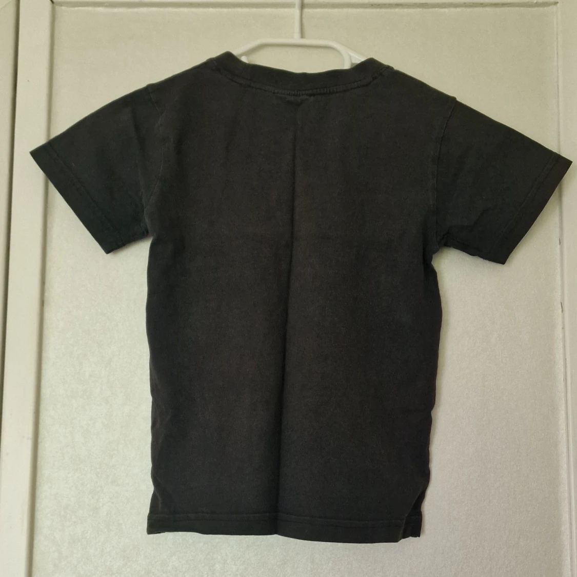 Svart t-shirt med motorcykeltryck - 1