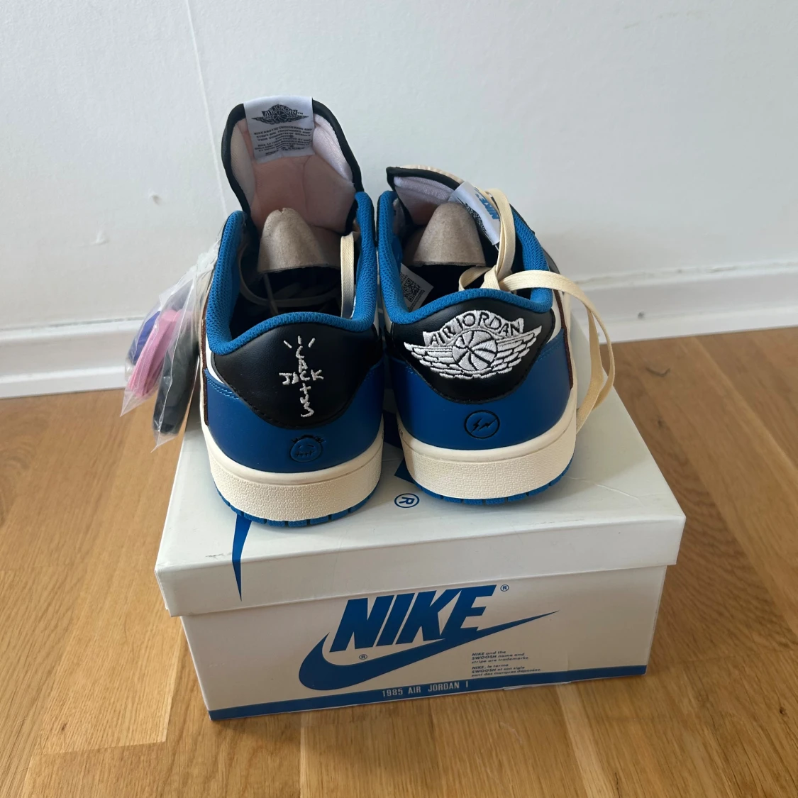 Nike Air Jordan 1 Low Travis Scott x Fragment - 2