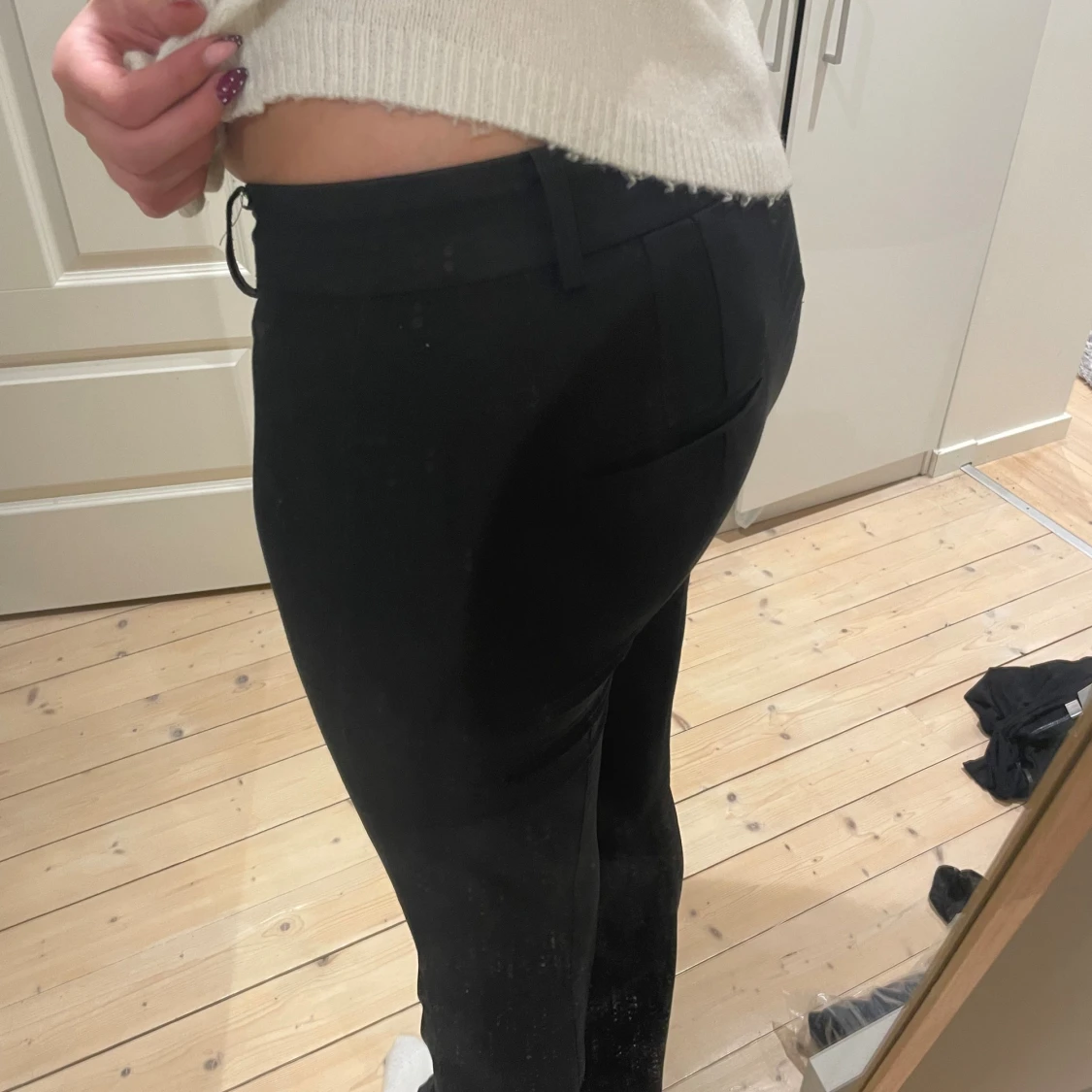 Svarta kostymbyxor med bootcut - 2