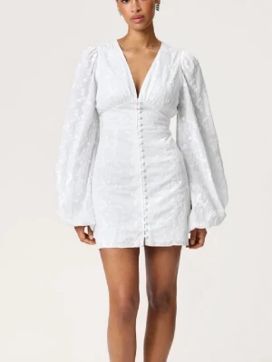 Adoore klänning - Helt fläckfri, använder bara på studentdagen