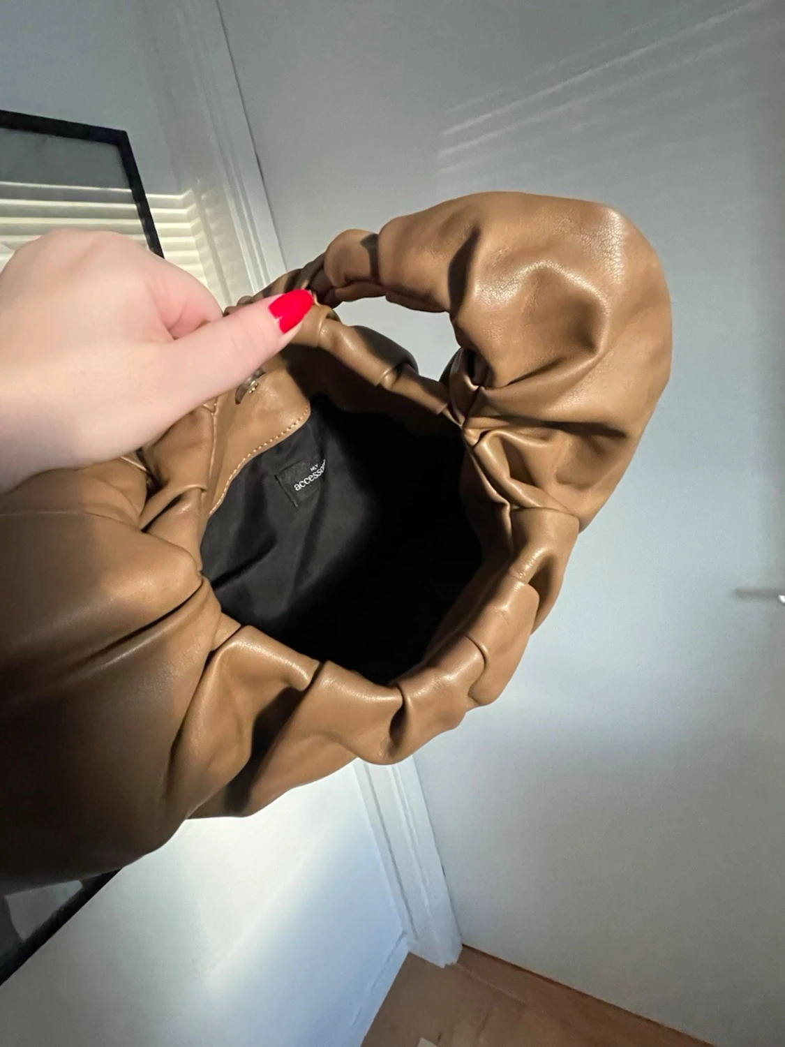 Brun axelväska  - 2