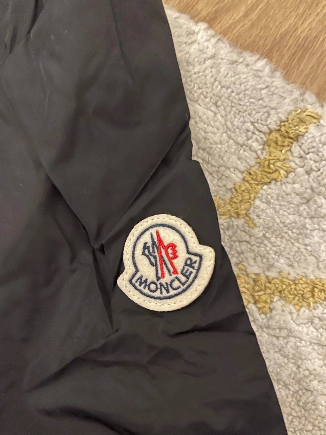 Svart vindjacka från Moncler - 2