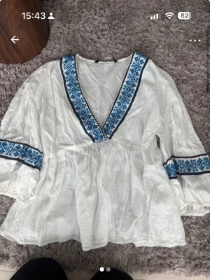 Zara tröja  - Somrig tröja 