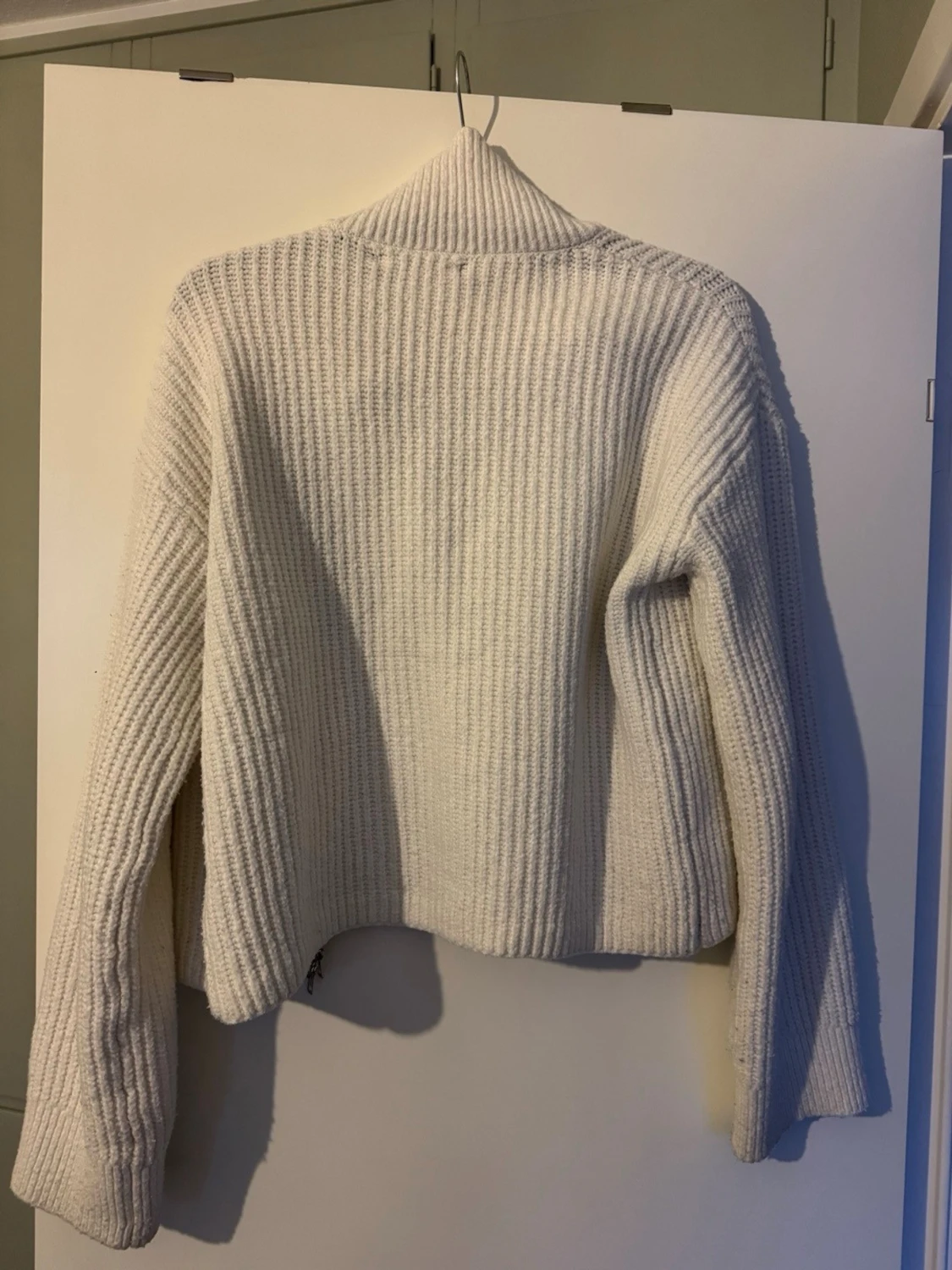 Vit helzip kofta från Bik Bok - 4