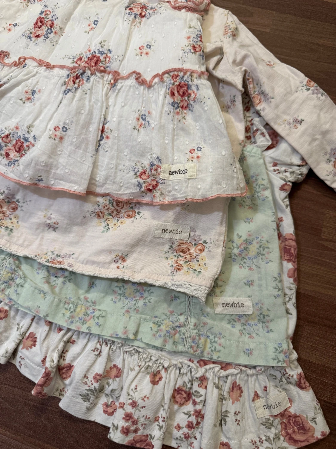 Set med fyra klänningar, 62 - 2