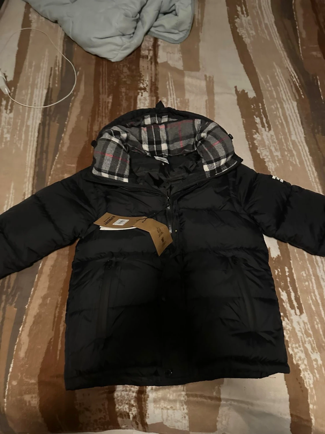 Svart pufferjacka från Burberry M