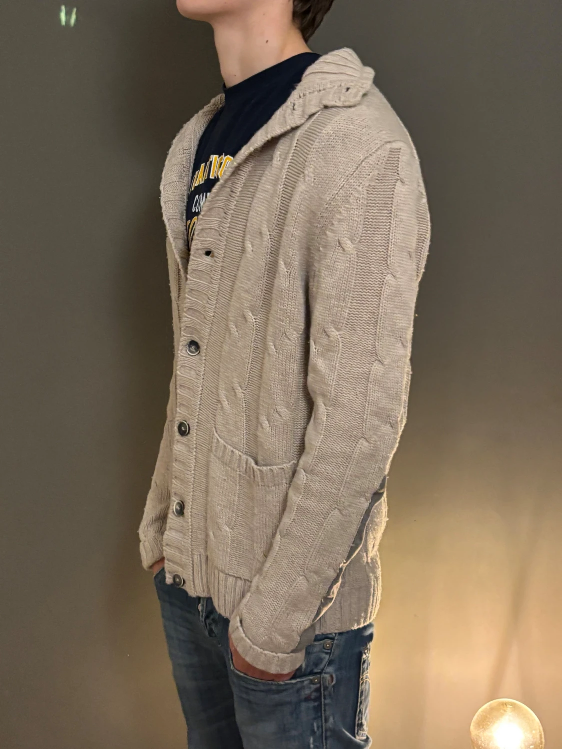 Beige stickad kofta med huva - 1