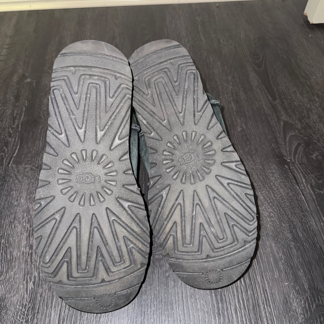 Svarta UGG boots i mocka - 3