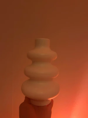 Blomkruka  - Vit blomkruka 