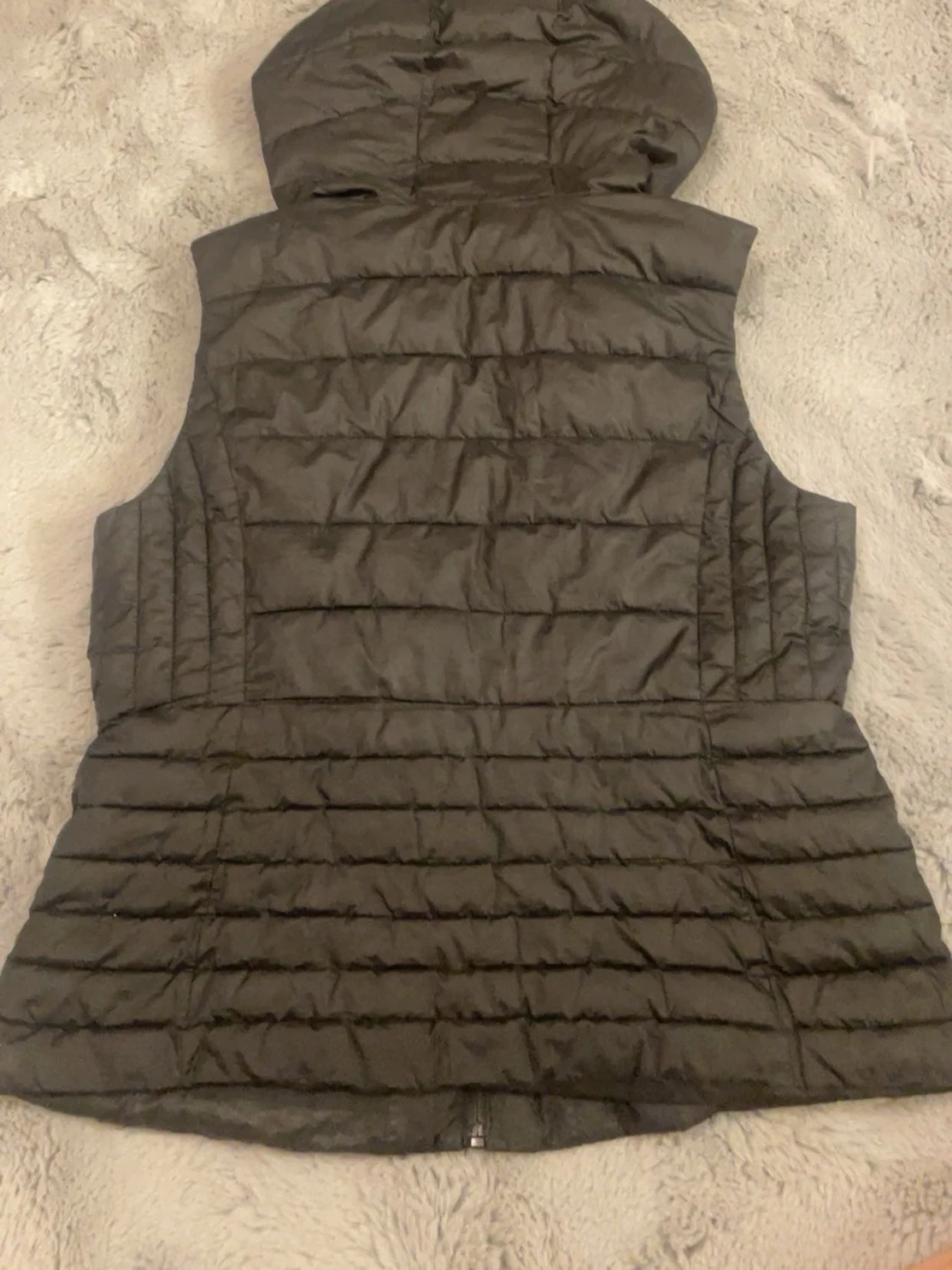 Svart dunväst från Zara - 1