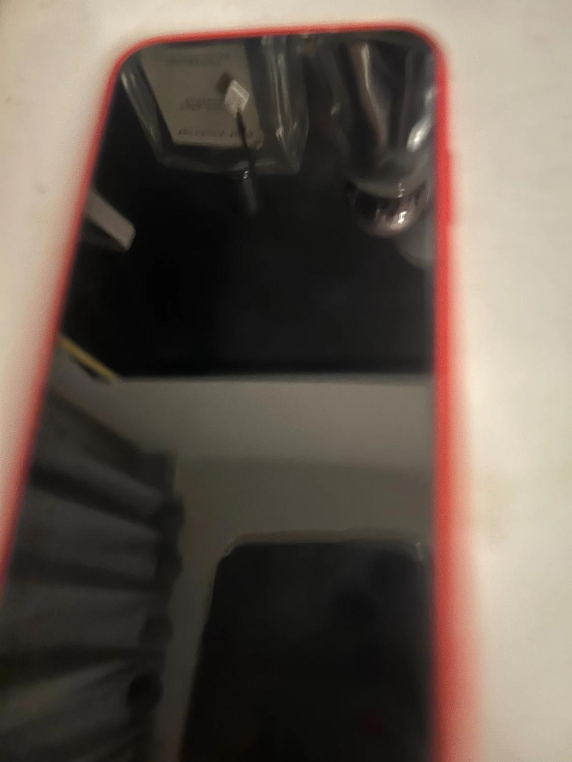 Säljer 2 iPhone 11 mobilskaler - 4