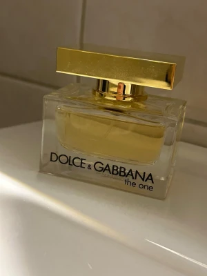 Dolce & Gabbana The One parfym - Knappt använd.