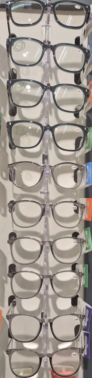 Reading Glasses - Different reading glasses with strengths from +1.00 to +3.00. Frames in different colors and styles. Let me know which one you want and i will tell you price. If you pay 120 then i will send you random one which is for 120 kr. Price start from 120 kr  Shipping very fast-same day 