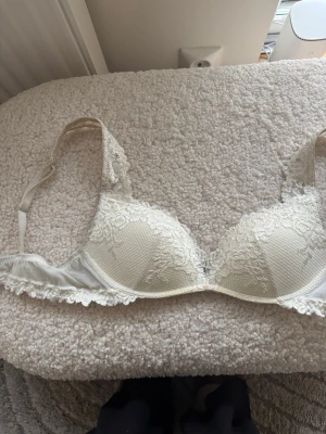 Gioia Intimissimi - Intimissimi bh Gioia