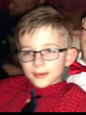 Min kompis  - Säljer min kompis pga att han suger på cod och är dålig på allt annat i livet