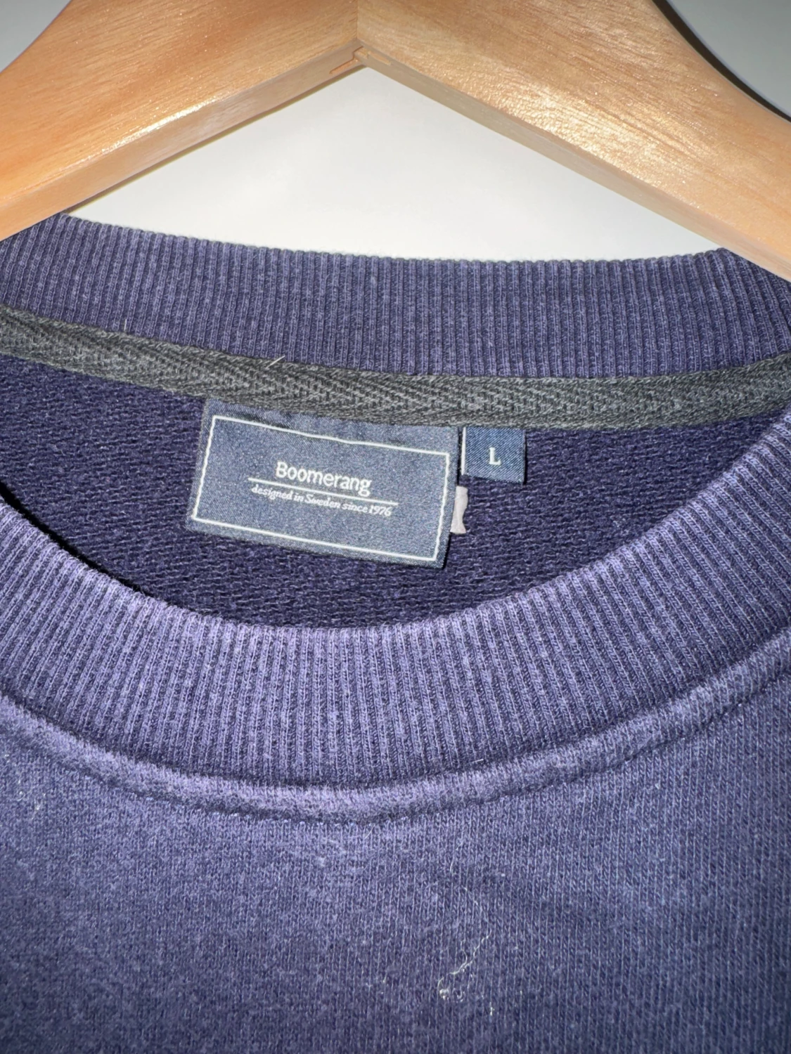 Svart sweatshirt från Boomerang L/M - 2