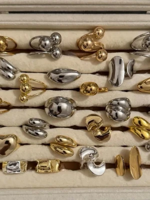 Tre ringar ringar  - Extra ring på köpet!❣️