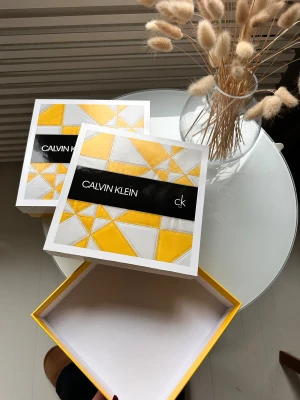 Calvin Klein boxar  - Calvin Klein boxar från tidigare skönhetskit. Fina att förvara saker i🧡 Båda 2 ingår